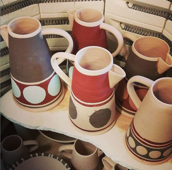 PullensYards's tweet photo. From now until 6, see the handmade #pottery of Joka van Wijk in #IliffeYard during #PullensYardsOpenStudios. Follow her on IG: @jokavanwijk. Also stop by #PeacockYard & #ClementsYard to see more #arts & #crafts https://t.co/iUKb6BMkJQ