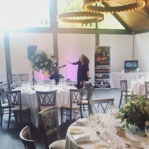 A little clip of us performing at a tasting event yesterday! 💕🎶🍴 bit.ly/31fOg1j