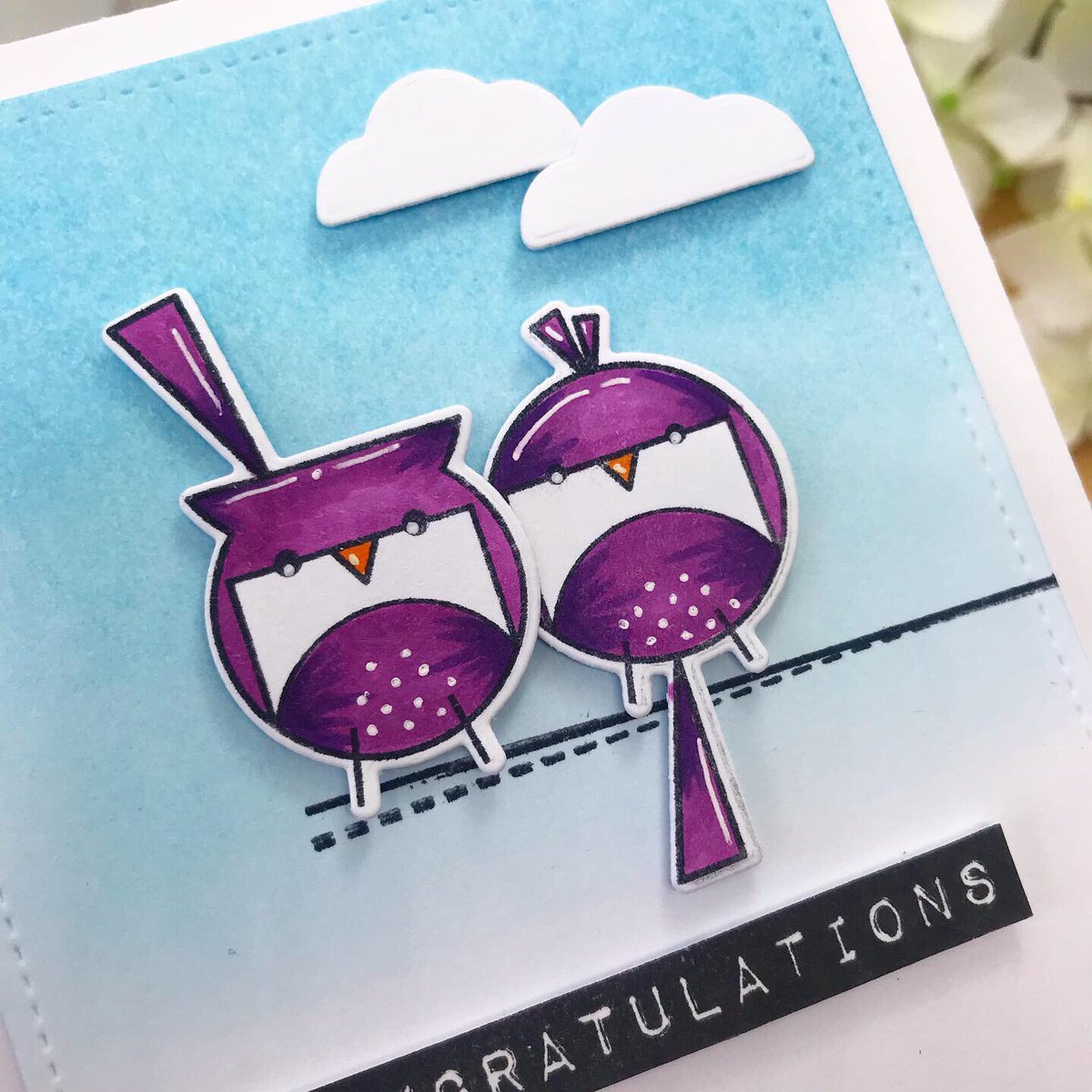m1csp's tweet photo. Duck egg blue, plum and white are the colours for this weekβs #lessismorechallenege πππ #keepitsweetandsimple #wplus9 #mamaelephant #distressink #copicmarkers #handmadecards https://t.co/ObrZdt47NI
