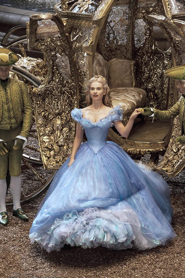 【シンデレラ】シンデレラのドレスの秘密がすごすぎる件