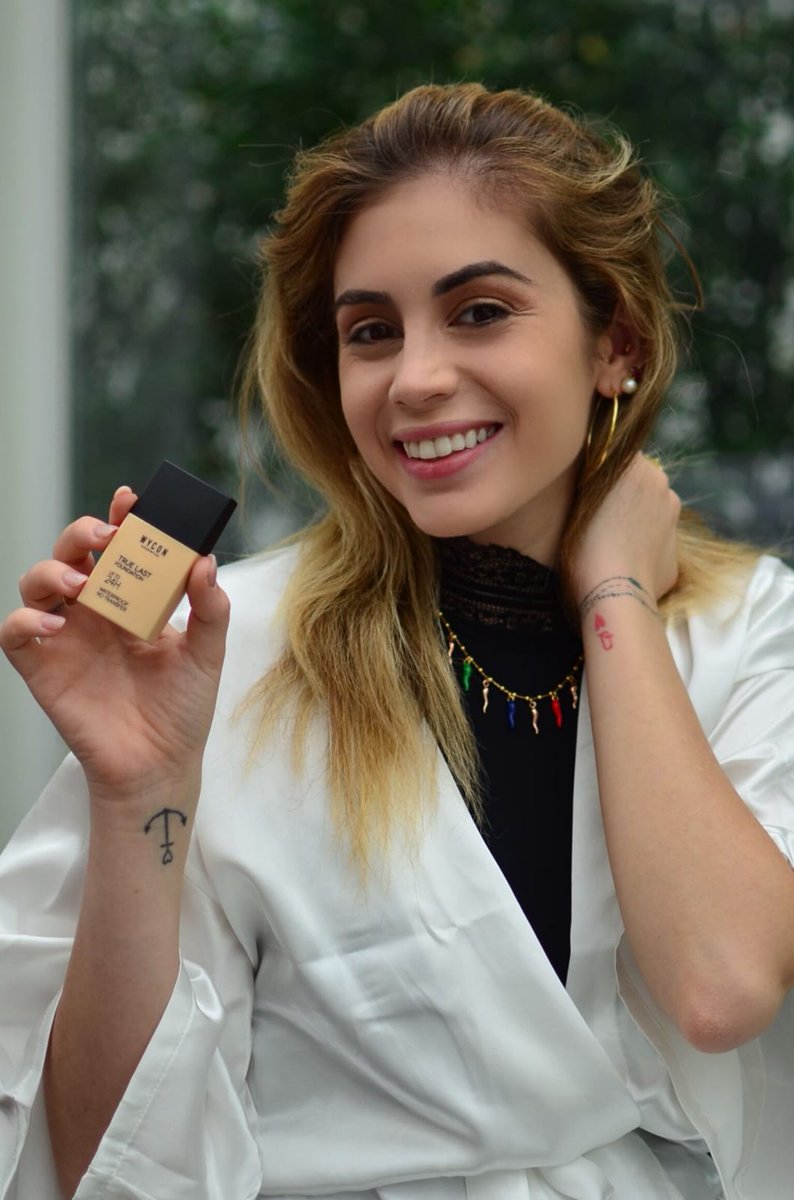 Che sia un giorno speciale o un make up per tutti i giorni, con il nuovo fondotinta TRUE LAST FOUNDATION avrai sempre una pelle perfettamente uniforme grazie alla sua texture sottile e alla coprenza elevata,... <a href="/bionditudo/">sofia 🌹</a> #wycon #wyconcosmetics #truelast #truelastfoundation