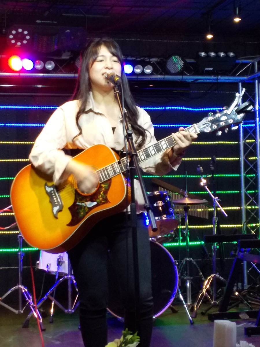 satoshi57107's tweet photo. ホシノヒカリタチvol.2
nonちゃん長崎での初ライブ✨

周りのお客さんが温かい人達で楽しかった🎶
なにより、nonちゃんが長崎でライブ出来た事が嬉しすぎて歌ってる姿を見てたら泣きそうに😭😭

改めてnonちゃん「おめでとう💐💐」
ひーこさん「ありがとうございます」

@hiroko_clem 
@1101nm https://t.co/jpxjLUWYoP