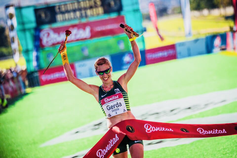 ThuliMadonsela3's tweet photo. Congratulations #EdwardMothibi and #GerdaSteyn on winning the #Comrades2019. #Inspiring 👌🏽🔥👏 https://t.co/E4TlXUdH9y
