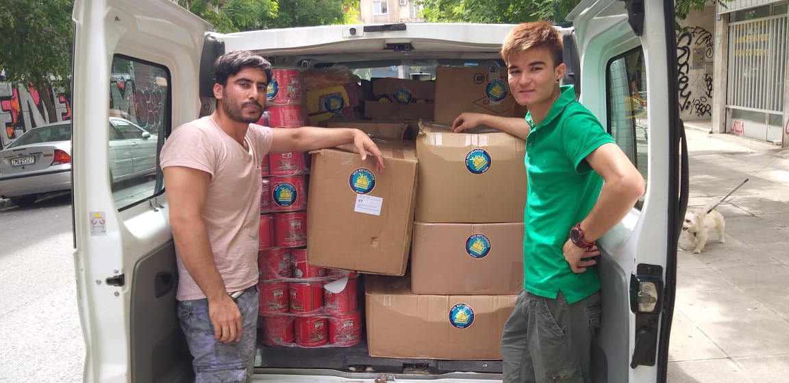Voluntarios #refugiados, no hay espacio en Twitter para explicar cuánto aportan, en trabajo y amistad. Sin ell@s no podríamos hacer repartos. Les deseamos lo mejor😘... mientras tanto compartimos el tiempo en #Atenas
