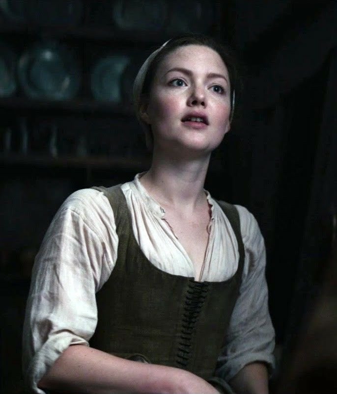 𝕋𝕒𝕞𝕚𝕜𝕚𝕝𝕚 على تويتر シンデレラ 義理の姉のアナスタシアの方を演じてるホリデイ グレインジャーは チューリップ フィーバー に重要な役で出てたな