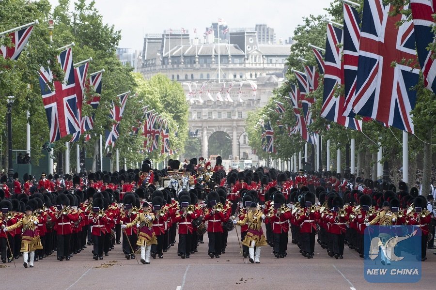XHNews's tweet image. British Queen Elizabeth and her family members attend #TroopingtheColor ceremony to mark her 93rd birthday