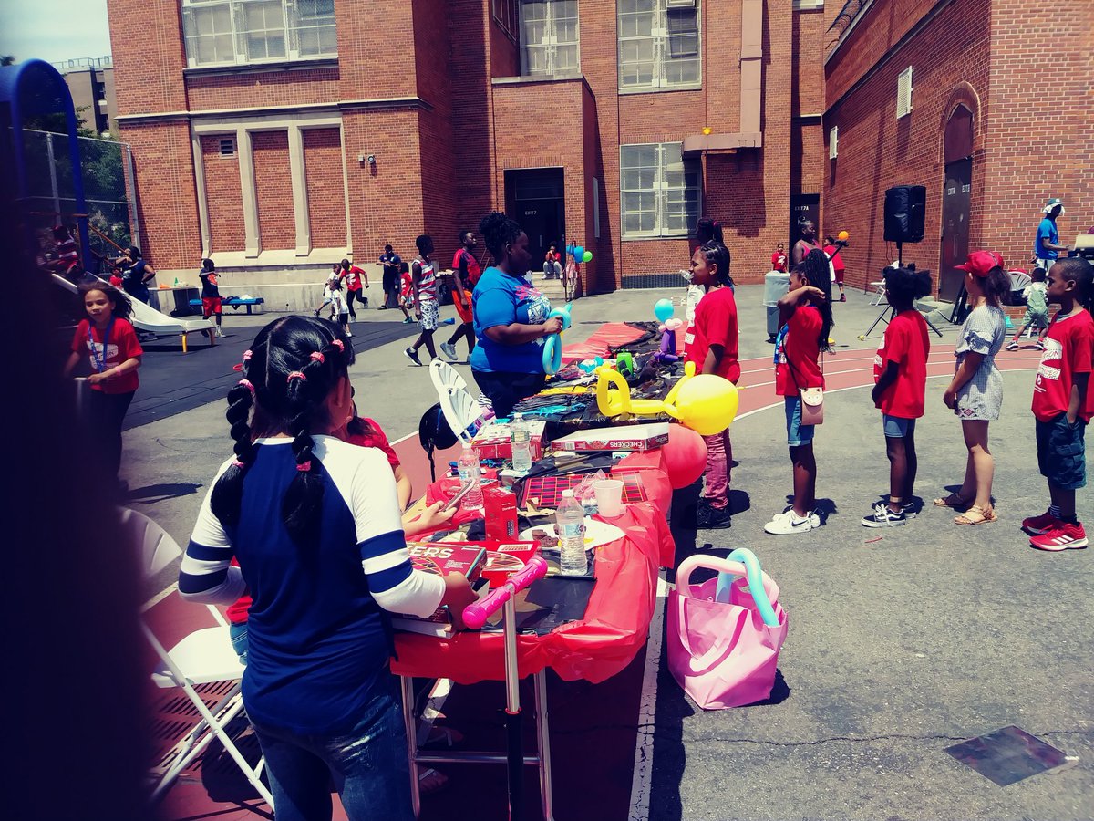 Karen Watts tweet media