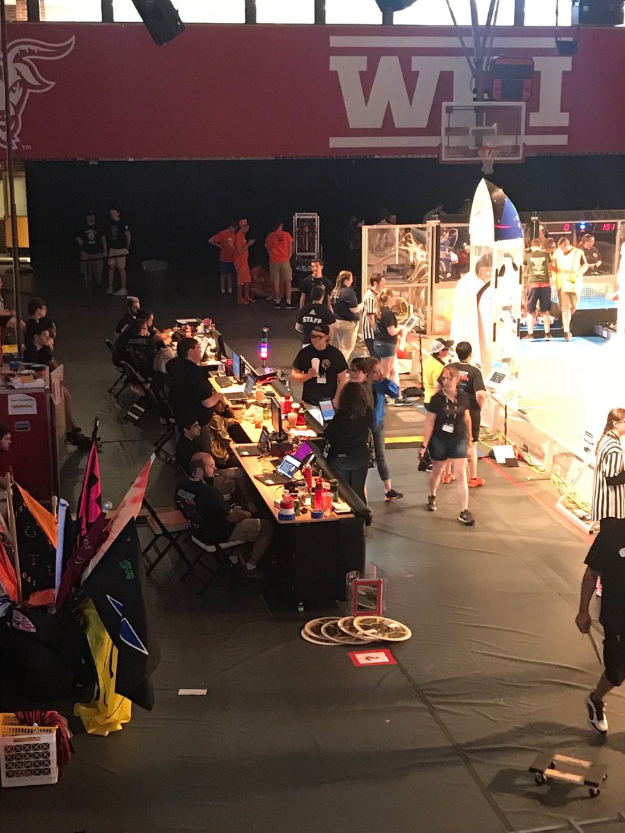 Quick shoutout to our amazing volunteers for getting the day started right on time! #Battlecry20 #WPI