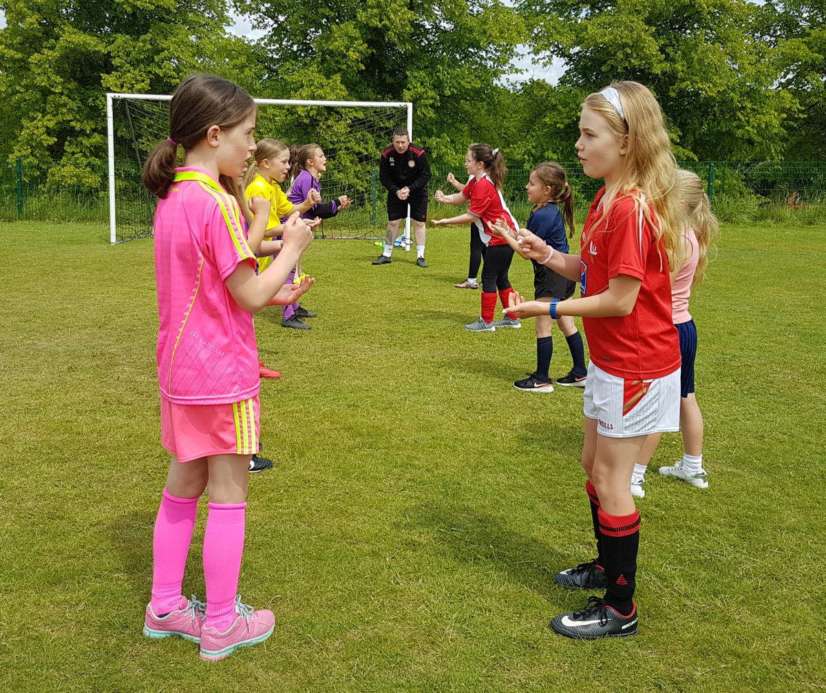 TownTidworth's tweet photo. @TidworthTownFC1 #ssewildcats would like to say a massive thanks to the coaches today, After some unforseen circumstance we had some drop out but, huge thanks to @Jonathan_Newbs @kim_newbury @mjhbethell Steve lacey and Alex Rigby for stepping up so the girls could play foorball. https://t.co/4SXVh5j6bm