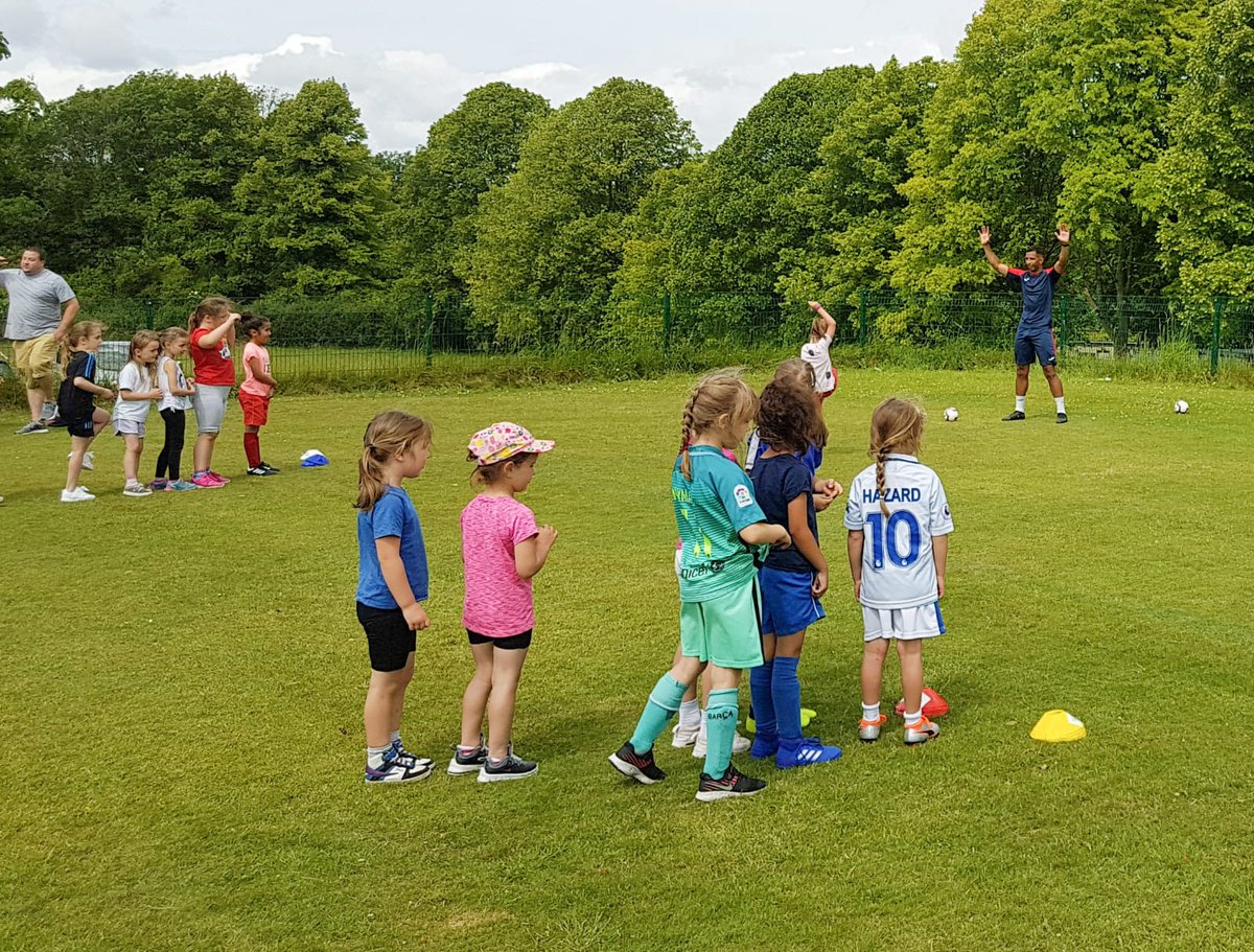 TownTidworth's tweet photo. @TidworthTownFC1 #ssewildcats would like to say a massive thanks to the coaches today, After some unforseen circumstance we had some drop out but, huge thanks to @Jonathan_Newbs @kim_newbury @mjhbethell Steve lacey and Alex Rigby for stepping up so the girls could play foorball. https://t.co/4SXVh5j6bm