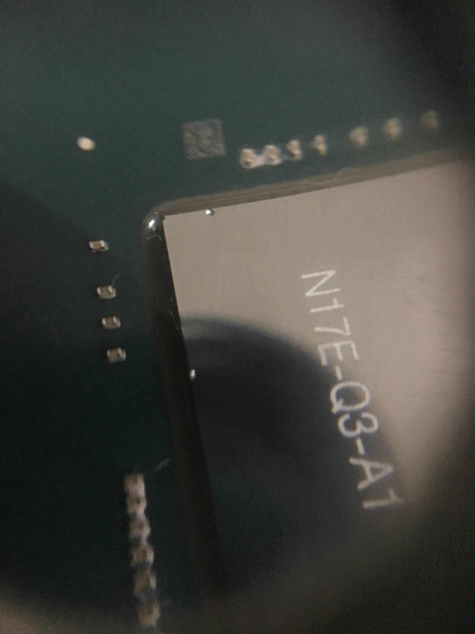 Pc修理廃人 Twitterren 某所でquadro P3000とp4000のmxm規格のグラフィックボードを手に入れたのでhpのzbookに載せようと思ったらサイズが違ったorz この規格が入るノートpcも持ってるはずだけど何処だ コアに傷ついてるけど大丈夫かな ダメなら部屋に落ち