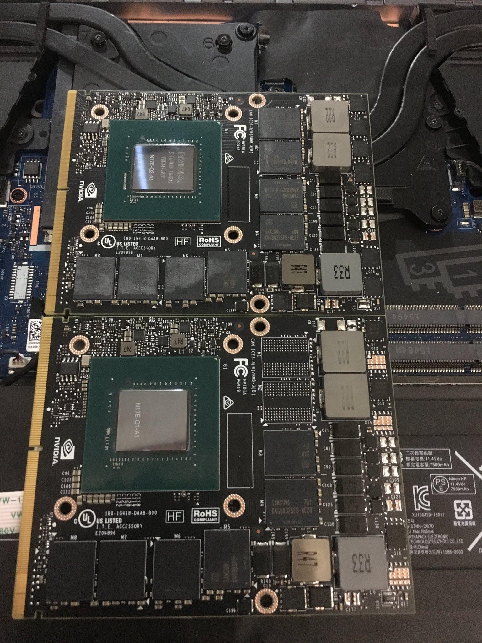 Pc修理廃人 Twitterren 某所でquadro P3000とp4000のmxm規格のグラフィックボードを手に入れたのでhpのzbookに載せようと思ったらサイズが違ったorz この規格が入るノートpcも持ってるはずだけど何処だ コアに傷ついてるけど大丈夫かな