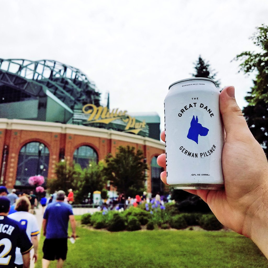 Great_Dane_Dan's tweet photo. No better campanion than @greatdanepub's German Pilsner at the @Brewers game!

#greatdanebrewing #comesipstay #Brewers #SundayThoughts #baseball #ThisIsMyCrew https://t.co/MIslKS6IvS