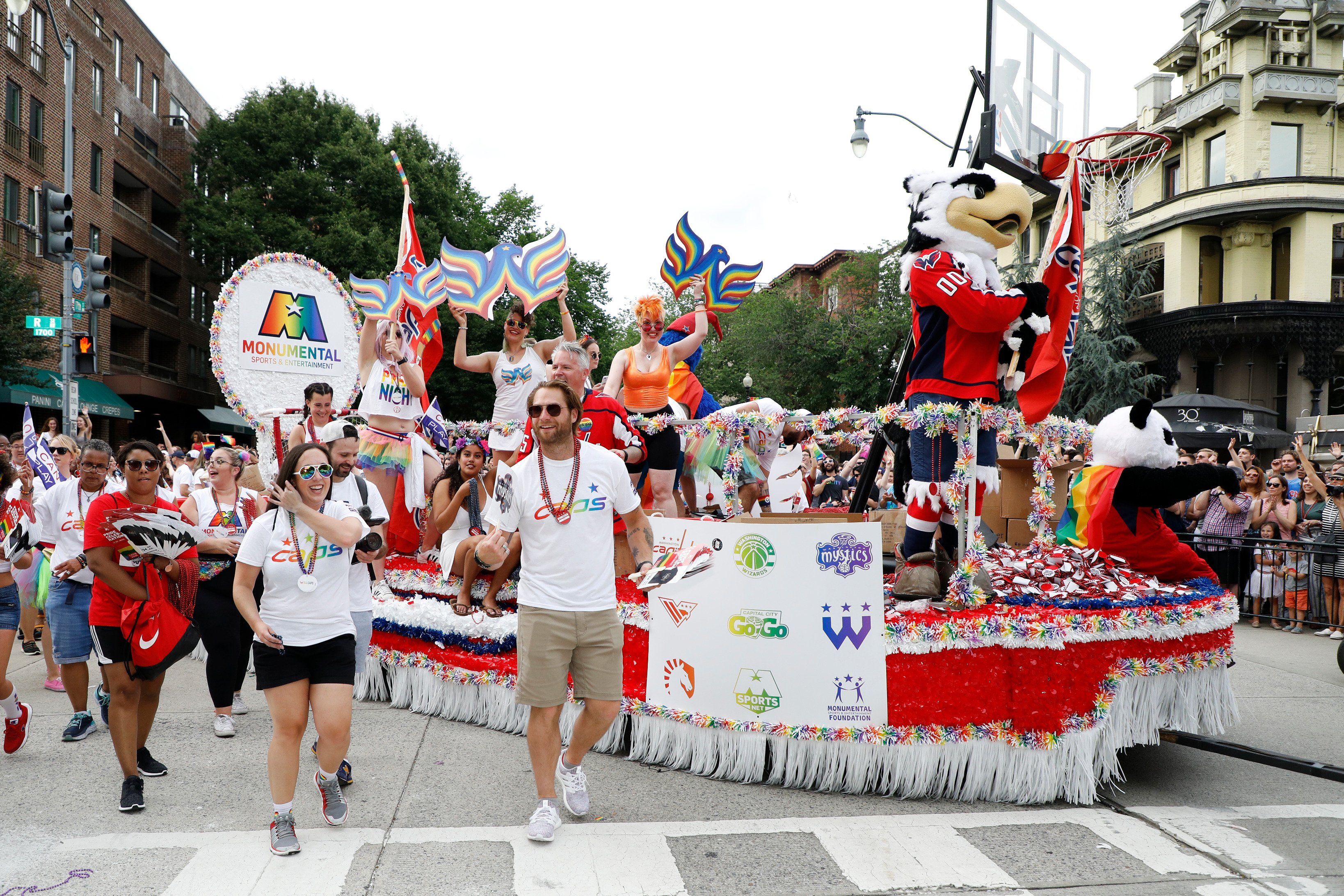 Capitals goalie Braden Holtby to participate in Capital Pride Parade