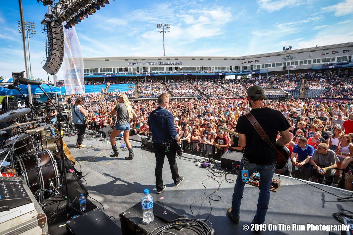 Local Spins (@localspins) on Twitter photo Photos and recap of the B93 Birthday Bash, GR Festival of the Arts, Bridge Blast, Kalamazoo Pride and more at Local Spins: wp.me/p2aLby-wd5
<a href="/B93dotcom/">B93dotcom</a> <a href="/brantleygilbert/">Brantley Gilbert</a> <a href="/FestivalGR/">FestivalGR</a>
@CityBuilt @OUTFRONT_KZOO <a href="/SadieBassMusic/">Sadie Bass</a> Photos and recap of the B93 Birthday Bash, GR Festival of the Arts, Bridge Blast, Kalamazoo Pride and more at Local Spins: wp.me/p2aLby-wd5
<a href="/B93dotcom/">B93dotcom</a> <a href="/brantleygilbert/">Brantley Gilbert</a> <a href="/FestivalGR/">FestivalGR</a>
@CityBuilt @OUTFRONT_KZOO <a href="/SadieBassMusic/">Sadie Bass</a>