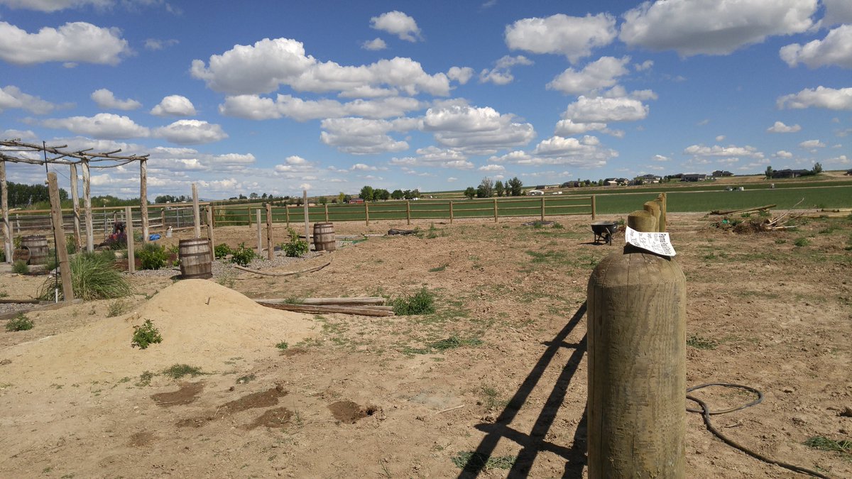 Wanted to thank the young HHS athletes who took time to help start a great-looking fence! Thanks <a href="/holtry_27/">Matt Holtry</a> for making possible.