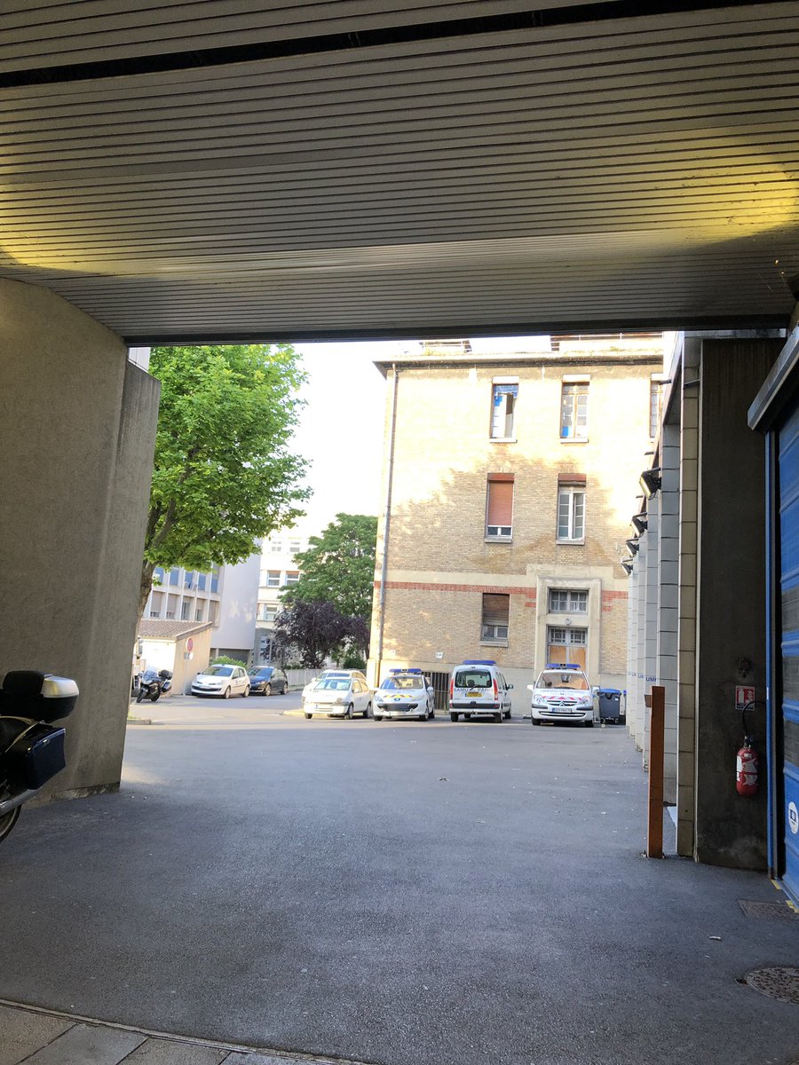 Hopital222's tweet photo. #sortiedegarde #rayondesoleil❤️ https://t.co/2gEmvPWRk4
