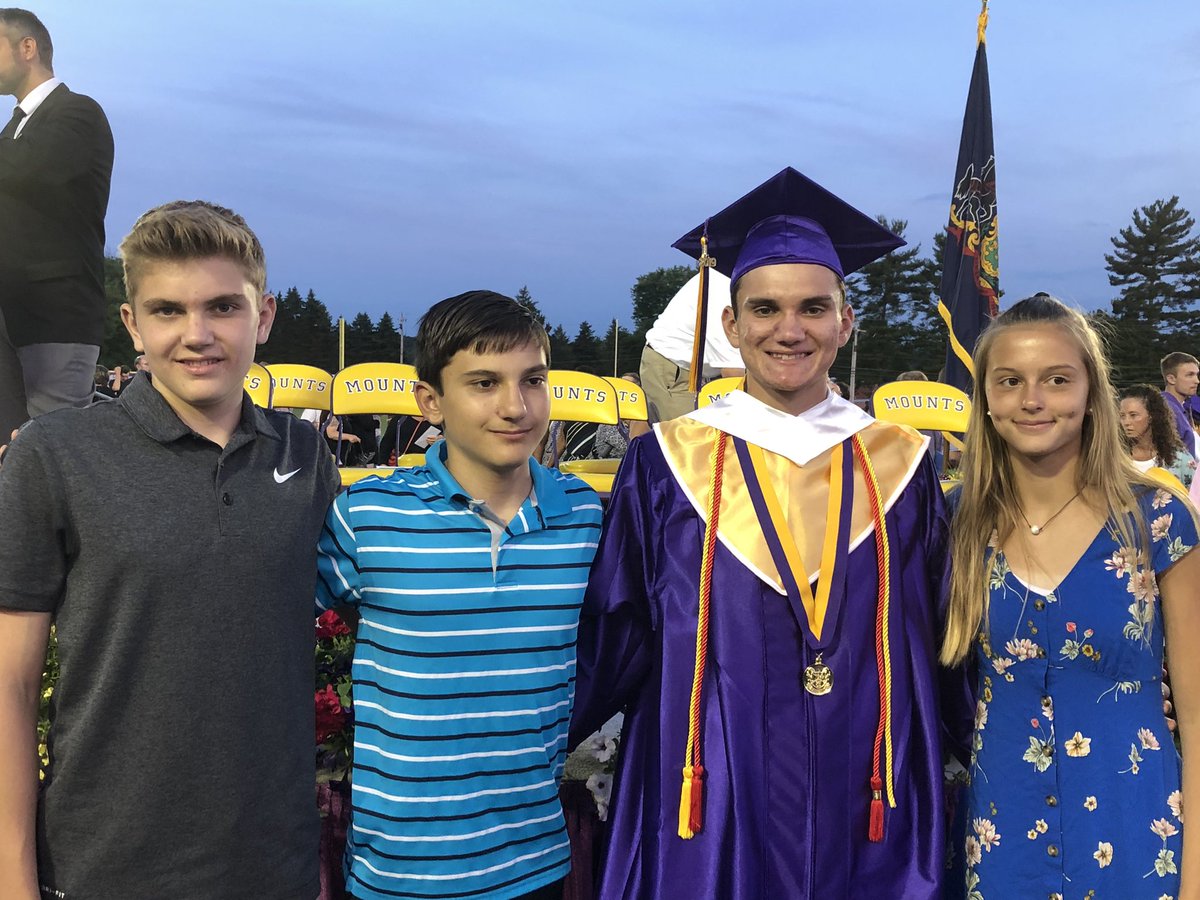 Crystal Loose tweet media