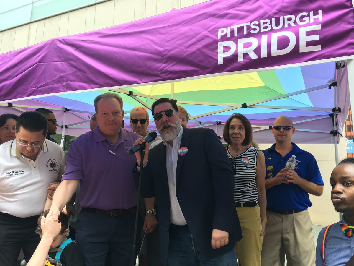 This afternoon, Mayor <a href="/billpeduto/">bill peduto</a> joined thousands of #Pittsburgh residents on the streets of <a href="/DowntownPitt/">Downtown Pittsburgh</a> to celebrate #PrideMonth!