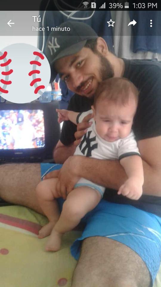 LAUGEL1823's tweet photo. @CanalTelecaribe ligando a los yankees desde cartagena los calares mi esposo Antonio y mi bebé anthoan ⚾⚾Venezuela y Colombia !!gleyber Torres y gio urshiela !! https://t.co/S0JkxSqFHa