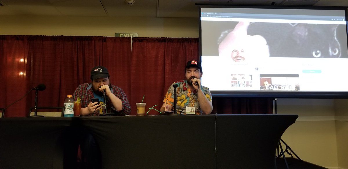 ShakeNBakey's tweet image. A zoomed out @CloseUpMitch  #bugcon2019
