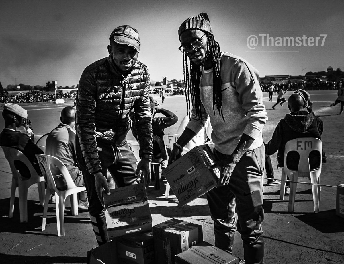 thamster7's tweet photo. #XolaMlamboGoals4Pads initiative supported by @reneilwe06 and @thami_reno at the @June16MC. Blessings to you fam for going #BeyondFootball. Spirit 🔥⚽🙏🏾🙏🏾 https://t.co/jjtPcGpsjJ