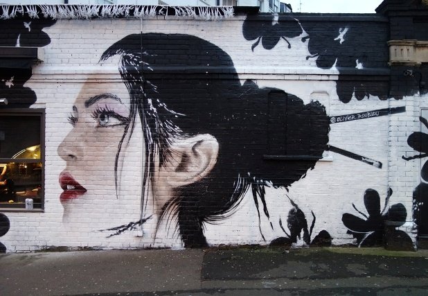 'She Wore Red Lipstick' by French, London based Olivier Roubieu in London, UK (2018)

#clapham #london #uk #olivierroubieu #visitlondon #londonstreetart #londonmurals #londongraffiti #streetart #mural #streetartsunday

📷 via isupportstreetart.com | bit.ly/2K65IzS