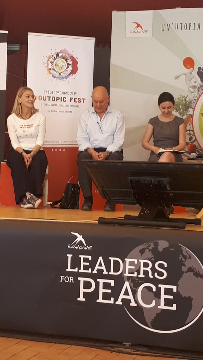 AMB_SEBASTIANI's tweet photo. A #YoutopicFest della #cittadellaDellaPace di #Rondine parla su #arte, #ambiente e l' #essereumano  #MariaCristinaFinucci, tra i #LeadersForPeace, con #mariakarapetian #LisaClark #SaraBernstein #Parisotto. @rondinenobel @unipax1 @MayorsforPeace #LaudatoSi #9giugno #rossingCenter https://t.co/vgFX9iM0mc