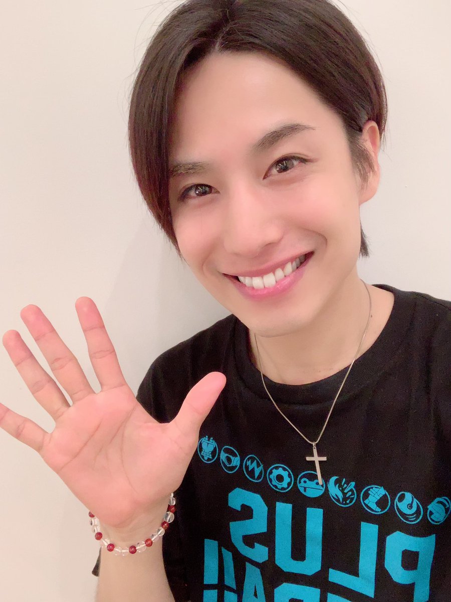 橋本真一 僕のヒーローアカデミア The Ultra Stage 全公演終了しました 応援してくださった全ての皆さん 本当にありがとうございました この作品が僕にくれたモノはとても大きいです また青山優雅としてキラメキを皆さんに届けられる日を願って 橋本真一 僕のヒーローアカデミア The Ultra Stage 全公演終了しました 応援してくださった全ての皆さん 本当にありがとうございました この作品が僕にくれたモノはとても大きいです また青山優雅としてキラメキを皆さんに届けられる日を願って