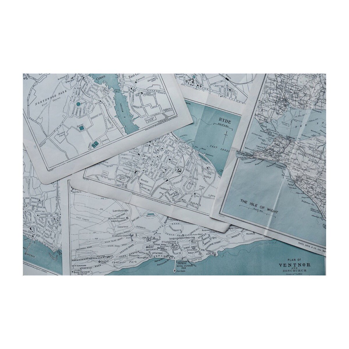 Inspiration - Isle of Wight and Ryde 📷 by Annie Spratt #inspiration #art #photography #map #sea #nautical #maps #nauticalcharts #sailing #sailing #lifeatsea #jewelry #aubarede7 #inspirationaubarede7