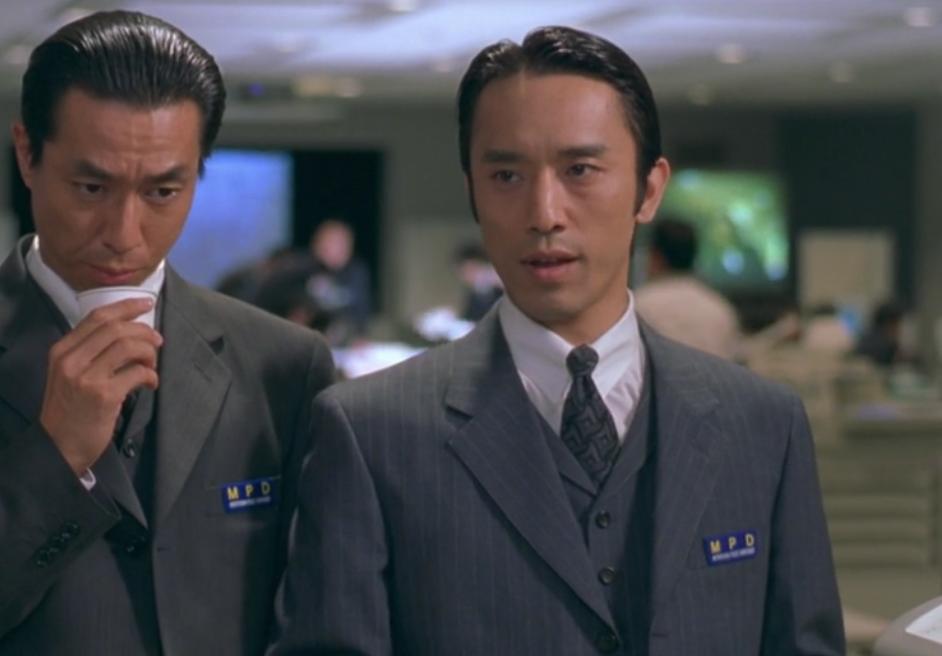 ウラケン ボルボックス 外来いきもの図鑑 好評発売中 Sur Twitter 踊る大捜査線 The Movie 事件は会議室で起きてるんじゃない 現場で起きてんだ と叫んだ織田裕二は当時３０歳 気づけば 中学生のとき憧れてたキャラクターよりとっくに年上になって