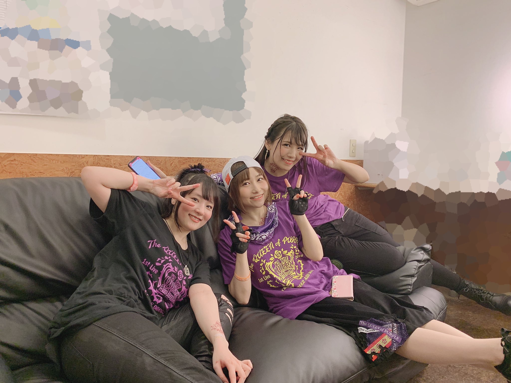 野村麻衣子 The Queen Of Purple 1st Live I M The Queen And You Zepp Tokyo 暖かい声援にたくさんたくさん支えられました みなさんの笑顔が近くで見れて 歌声を近くで聞けて とっても嬉しかった 本当にありがとうございました ジャケット風