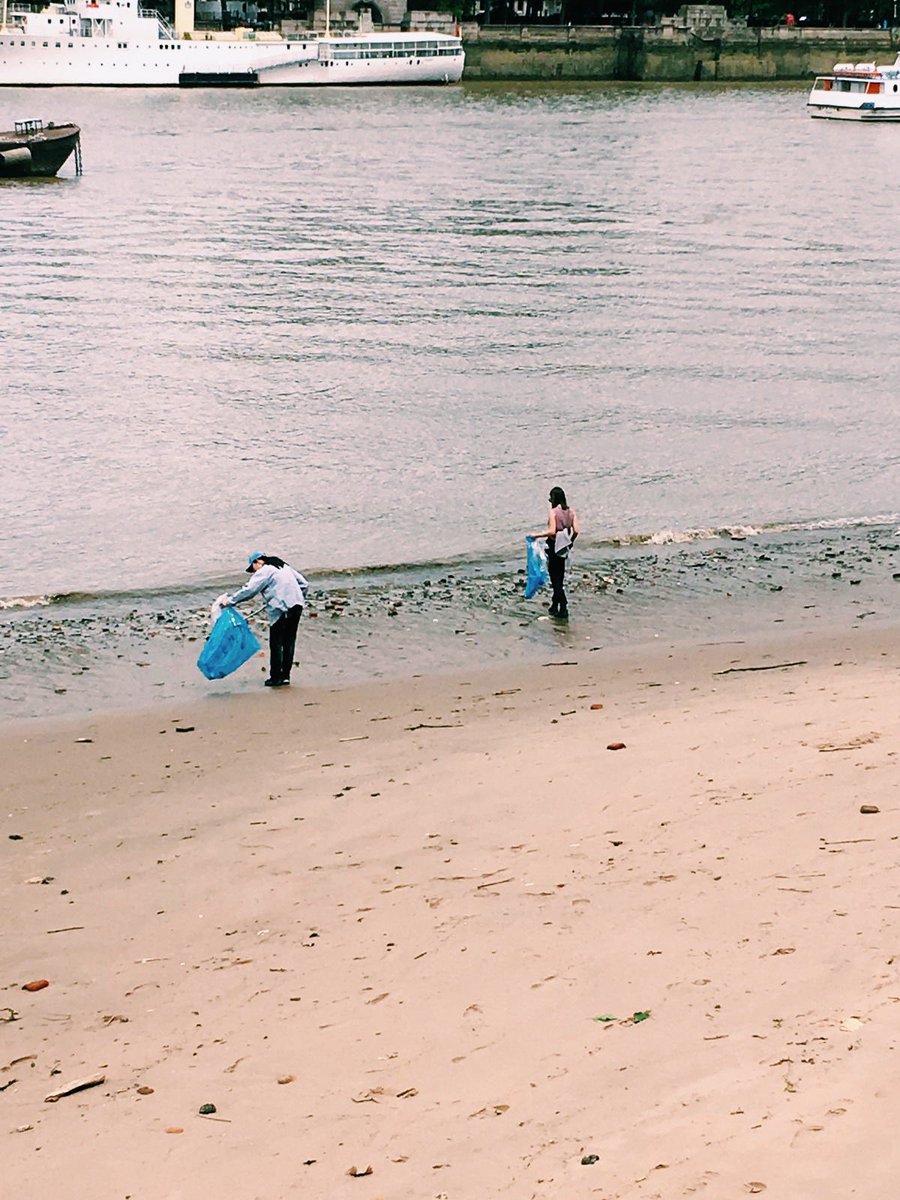 naturalxlab's tweet photo. Thank you to everyone who joined us for the litter clear up along the Thames this morning! Was a great turn out, here are some of the pictures we took along the way. #plasticpickup #riverclearup #plasticpollution #myecoresolution https://t.co/WFPSWdkdOv