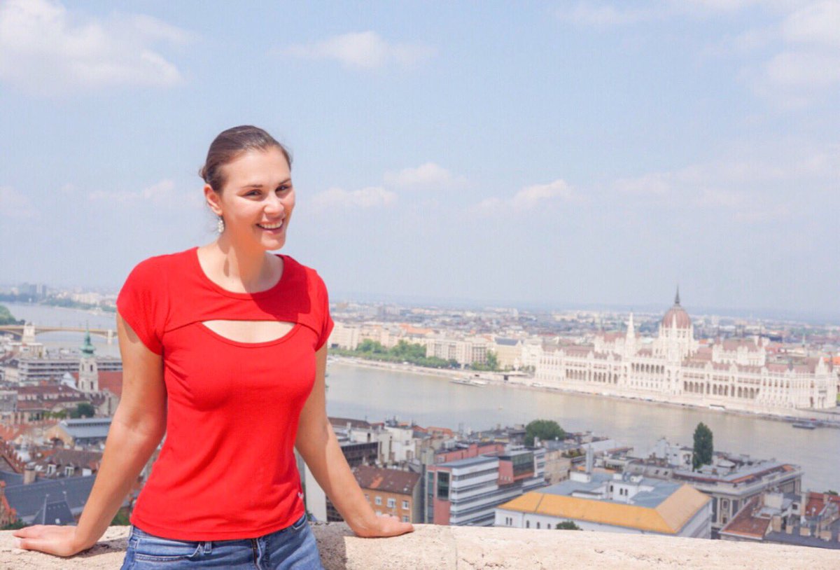 travel_rocks's tweet photo. BUDA. Cultura, antigüedad y elegancia. Así he disfrutado de mi primer día en la maravillosa Budapest. Una ciudad que tenía pendiente en mi lista de viajes por Europa y, que sin duda, recomiendo visitar 👌🏻 

📍Budapest, Hungary 🇭🇺

#BudapestRocks https://t.co/EGdjEkuwt0