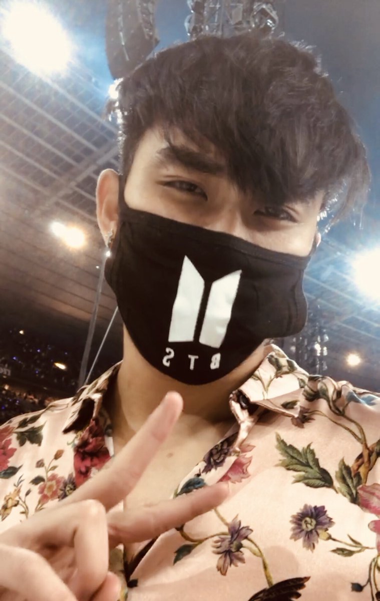 TonyTrinhJr's tweet photo. Yesterday 🕺🏻 #BTS #BTSinParisD2 https://t.co/zXuGkcVZdG
