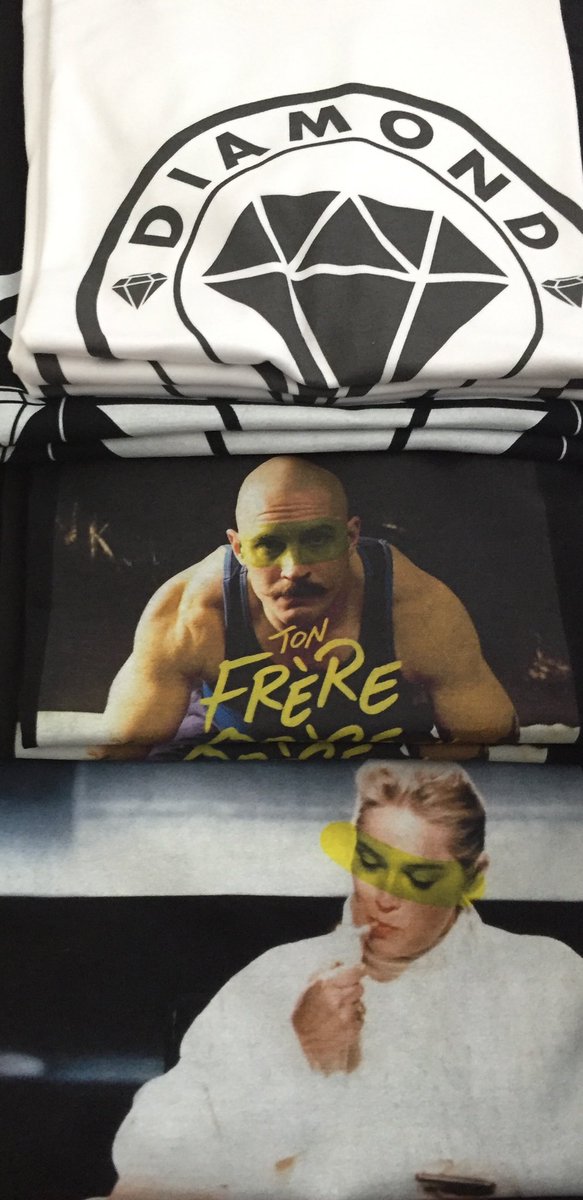 Deuklo's tweet photo. Retweet et Follow ce compte pour gagner un tee-shirt de la collection de ton choix fin du concours jeudi 13 juin.
https://t.co/7K8Qiv2eej https://t.co/RiP7nJoZx7