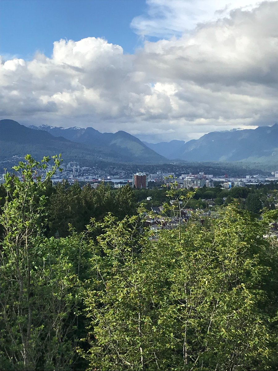 SCOR_WG156's tweet photo. Stunning views of Vancouver as we close out the first half of our kick off meeting for SCOR working group 156: Active #chlorophyllfluorescence for autonomous measurements of global marine primary productivity https://t.co/mBhDMx1o3N