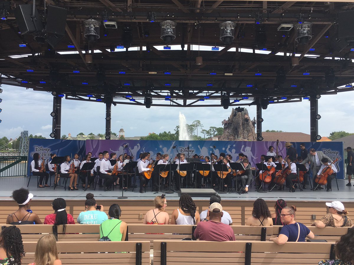 Guid_FTPSchools's tweet photo. @FHS_FTPSchools Orchestra and guitar perform at Disney Springs. https://t.co/IOx1UEKEAV