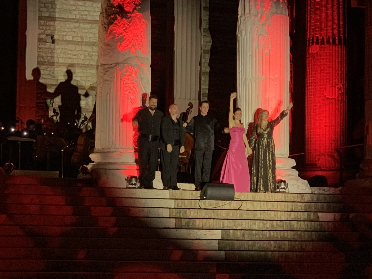 AnnalisaStroppa's tweet photo. Grazie Brescia!!!!!!❤️🙏
Grazie ai miei fantastici colleghi, al caloroso pubblico e a tutti i cari amici che hanno condiviso questa bellissima serata nella mia splendida città!!!😊🤩
#festadellopera2019 #Brescia #tempiocapitolino #concerto #Ilovemycity #singing #opera #operagala https://t.co/TWyXsGxv2b