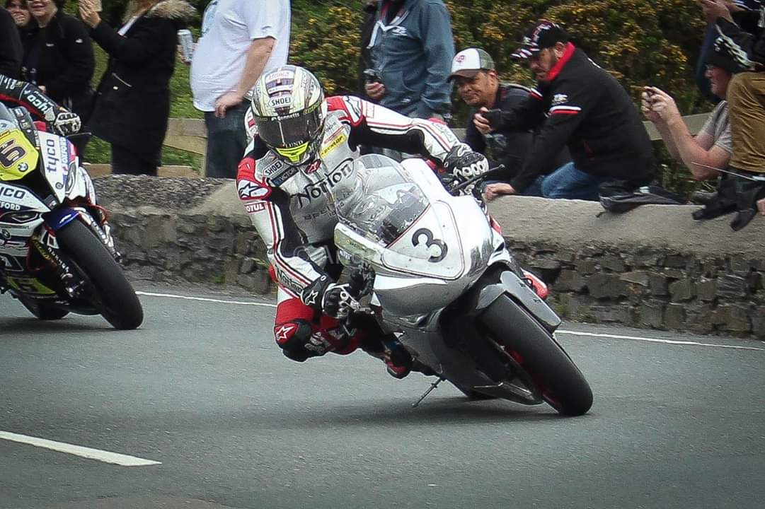 snammyy's tweet photo. Horrified to see this photo of McGuinness at the gooseneck during the senior. 😲 Photo: Angie Goody. https://t.co/ZbvRIRKrDZ