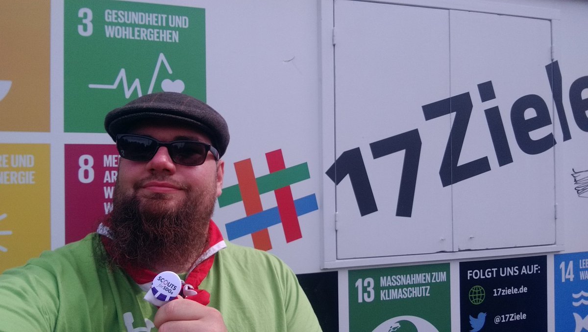 Kurt_C_Hose's tweet photo. Die SDGs (sustainable development goals/Ziele für nachhaltige Entwicklung) sind nicht nur bei uns Pfadfinder*innen in aller Munde. Nett das @17Ziele vorbei kam und uns bei #piw19 die #17ziele noch mal näher gebracht haben. Gutes Ding. https://t.co/5poBtJ7JOd