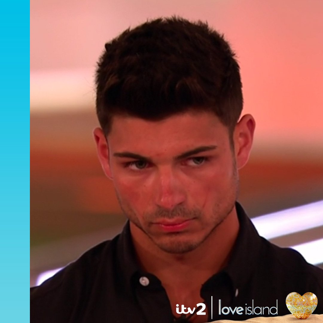 Love Island tweet media