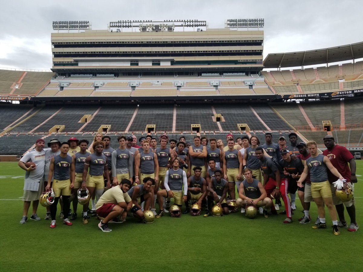 WillWat3's tweet image. Just got back from 7on7/college tour trip from Tennessee all the way up to Indiana. Much love for the guys and my coaching staff for making this all possible. Special thanks to @FBCoachJC for organizing the whole thing and keeping us kids right the whole time! #justconquer