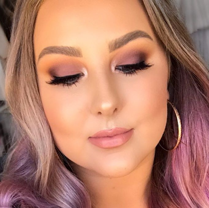 MakeupGeek's tweet photo. There's nothing quite like a flawless and perfectly blended look! @breeosbornee used #MakeupGeekEyeshadows in Peach Smoothie, Frappe, Apple Spice, Mocha, Cherry Cola, Americano, Petal Pusher, Chickadee and Shimma Shimma to create this look! https://t.co/XxVapsUbvB