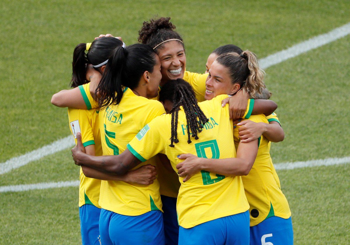 União, talento e suor pra c@#&amp;$% nessa Seleção! VAMO RUMO AO TÍTULO, BRASIL! 

#GuerreirasDoBrasil