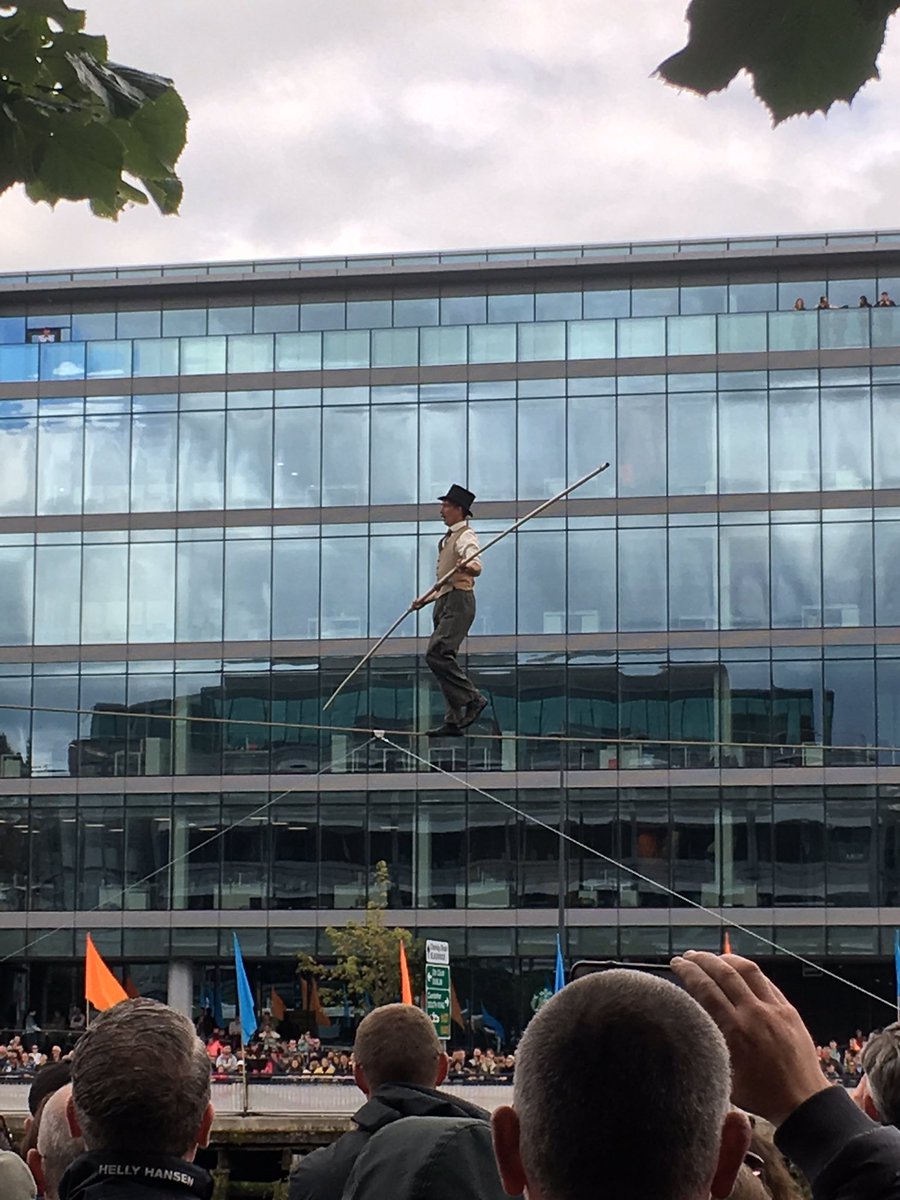FionnJules's tweet photo. #seafest https://t.co/ldsrHUlLtr