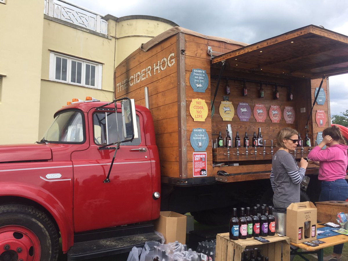So <a href="/TowcesterFood/">Towcester Food Fest</a> was amazing today. Finally got a <a href="/RepleteFB/">Replete Flatbreads #SBS Winner</a> and amazing iced coffee ☕️ #Towcester #TowcesterFood #foodie #northants #northantshour