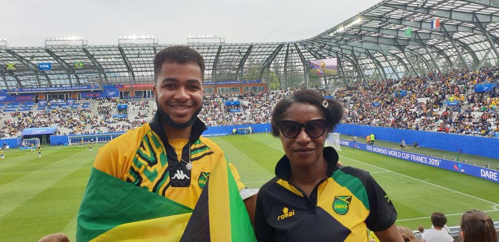 TallawahTV's tweet photo. The #ReggaeGirlz lose their first ever #FIFAWWC fixture 3-0 to Brazil. But the girls did us proud and we're confident of better showings against Australia and Italy! #LikkleButWiTallawah https://t.co/8U4w6dMGbE