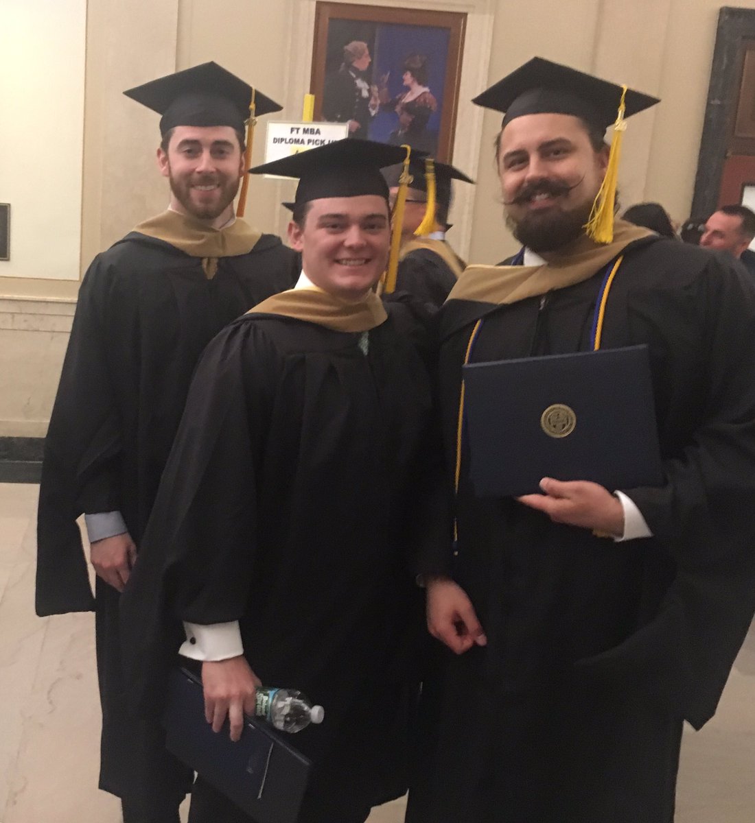 Simon Part-Time tweet media