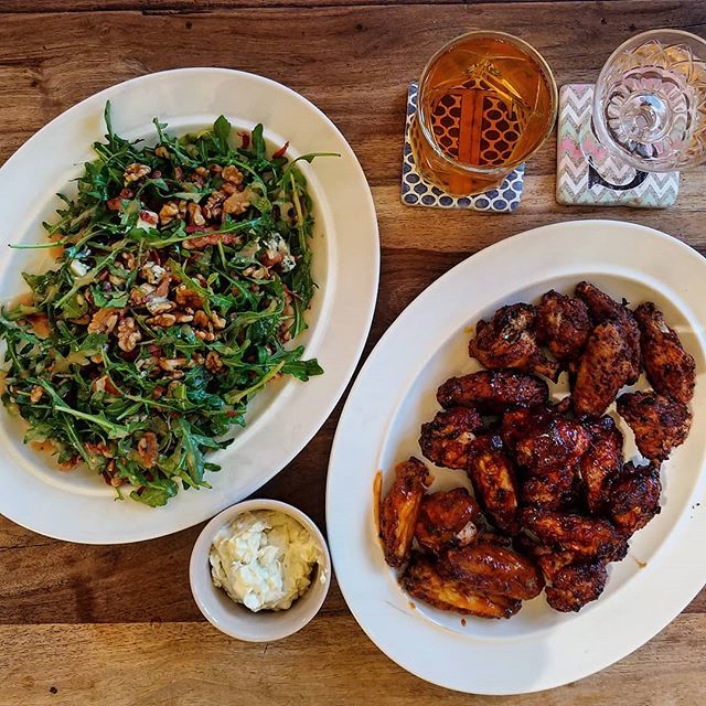 tom_bunnell's tweet photo. Waldorf salad and homemade wings

#chicken #wings #waldorf #salad #food #dinner #homecooking #weekend https://t.co/Q0KESQJblJ https://t.co/bkTSB6SRyZ